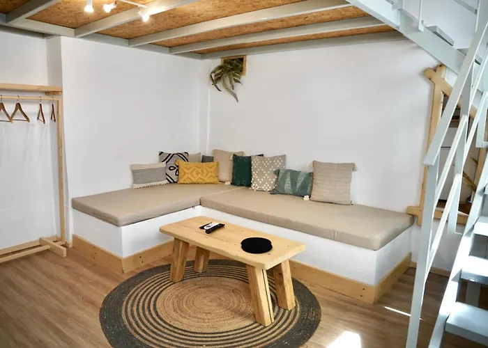 アパート Ear エルムポリ